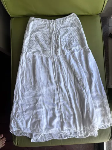 Kit com shorts e saias por 40 reais