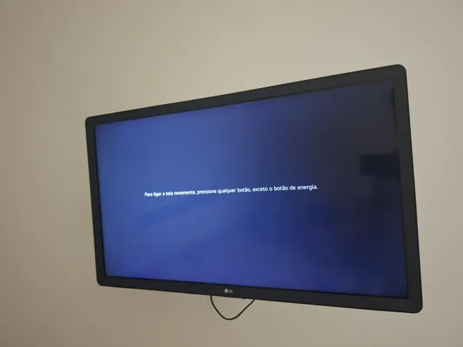 TV 32 