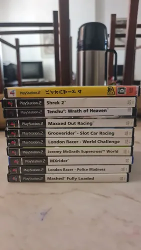 Lote: 10  jogos Playstation 2 originais