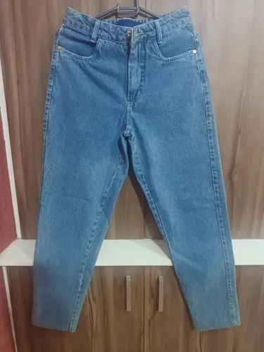 Calça jeans tamanho 38