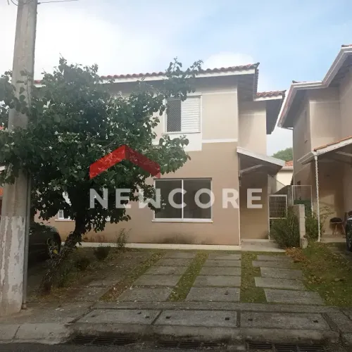 Casa de condomínio em Rua dos Coqueirais - Jardim Petrópolis - Cotia/SP