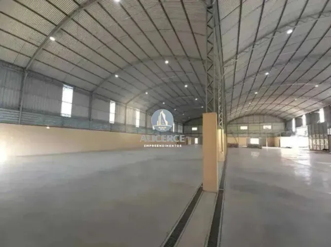 ALUGO GALPÃO COM 1.500 m2 NO TARUMÃ