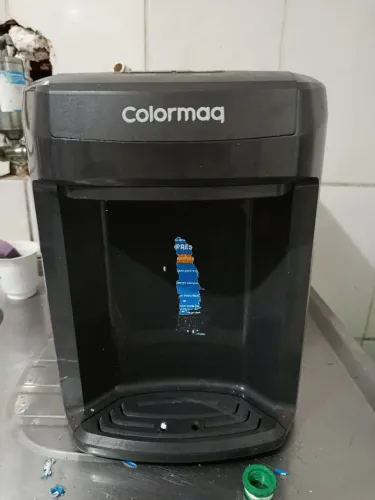 Bebedouro/ filtro de água ( purificador de água)