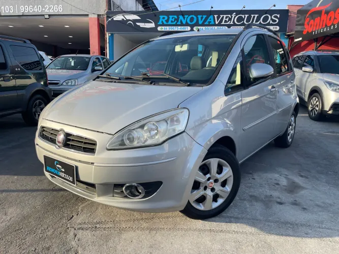 Fiat Idea Attractive 1.4 Fire Flex 8V 5P 2012