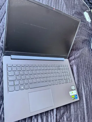Notebook Gamer Lenovo LOQ ? RTX 3050 6 GB | i5 | 16 GB DDR5 | SSD 512 GB | Tela 144 Hz