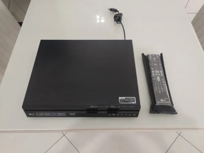 Home Theater LG Modelo LHD625