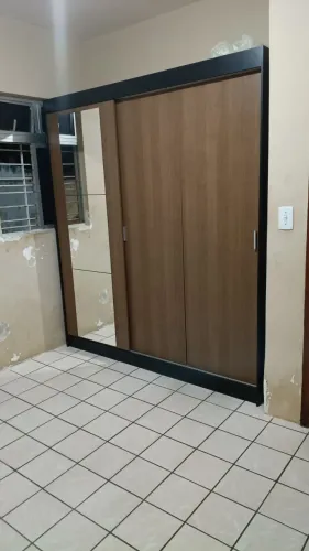 Guarda roupa portas de correr