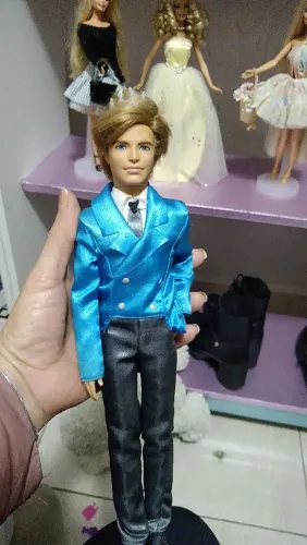 Boneco Ken Príncipe Lian (A princesa e a popstar)
