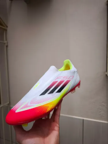ADIDAS F50 ORIGINAL | ULTRA LEVE  | SEM CADARÇO |  ZERO USO