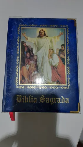 Biblia Sagrada nova