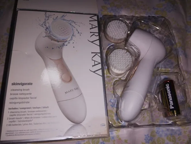 Escova facial Mary kay
