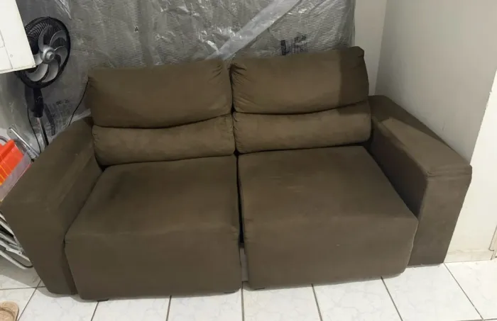 Sofá retrátil 250,00$