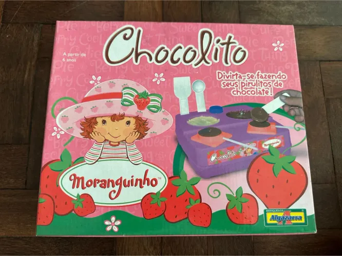chocolito brinquedo anos 2000 vintage moranguinho