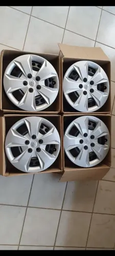 Rodas com calotas Creta 2021