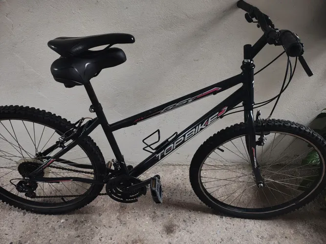 Bicicleta em perfeito estado