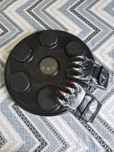 Maquina de Box com luvas - Brinquedo