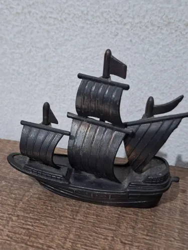 Apontador de Lápis de metal antigo - Barco/Caravela Pirata