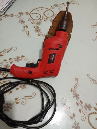 Furadeira de impacto