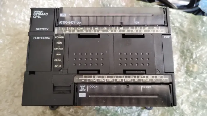 CLP OMRON CP1L
