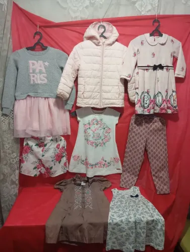 Lote de roupa infantil