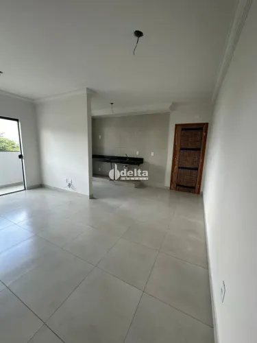 Apartamento com 2 quartos sendo 1 suíte disponível para venda no bairro Tubalina em Uberlâ