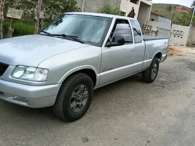 Chevrolet S10 Pick-up Luxe 4.3 V6 CE 1998