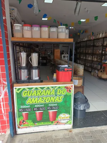 Balcão e liquidificador para guaraná do amazonas 
