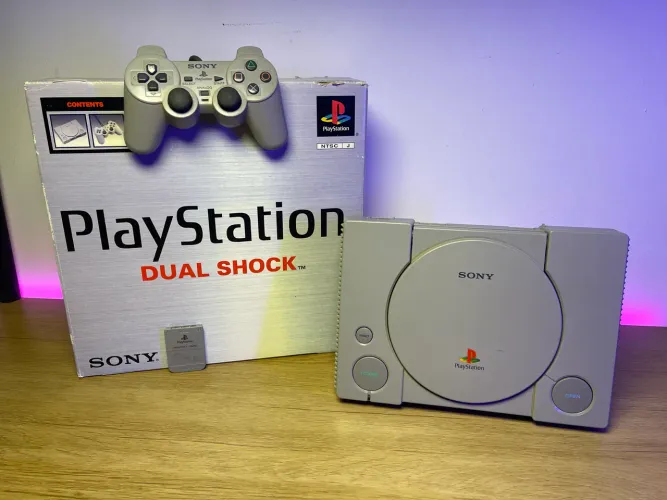PlayStation 1 FAT com Caixa e Garantia