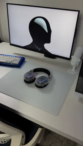 Razer barracuda X chroma 