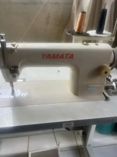 Máquina reta industrial (yamata)