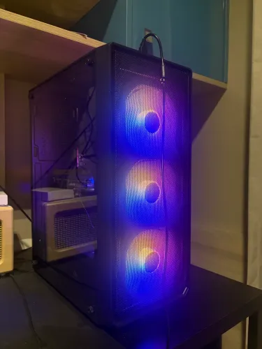 PC GAMER RYZEN 5 5500 + RX 580