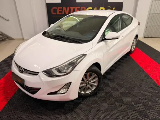 Hyundai Elantra GLS 2.0 16V Flex Aut. 2015
