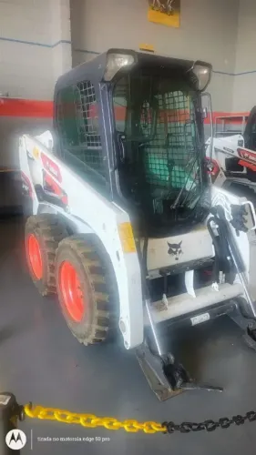 MINICARREGADEIRA BOBCAT S450