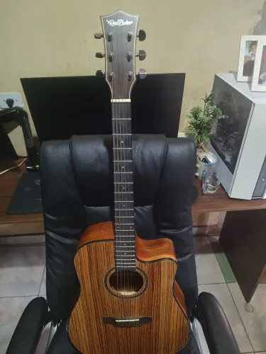 Violão RedBurn