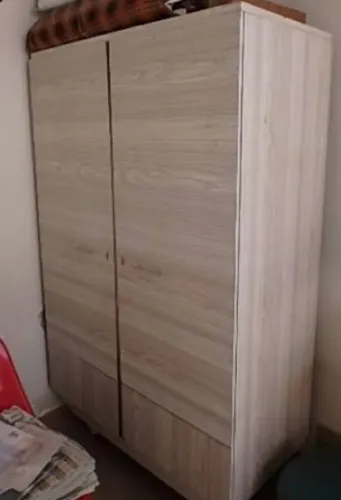 Doação de guarda-roupa