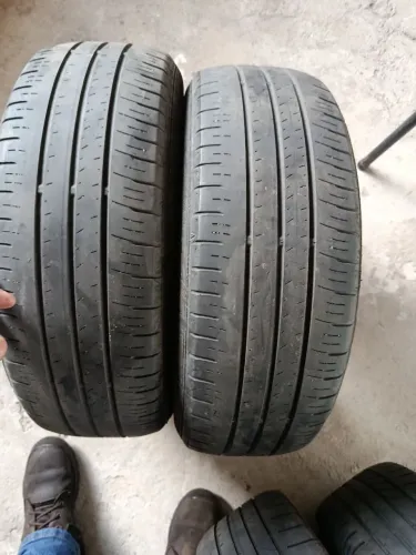 Pneus 185/60R15