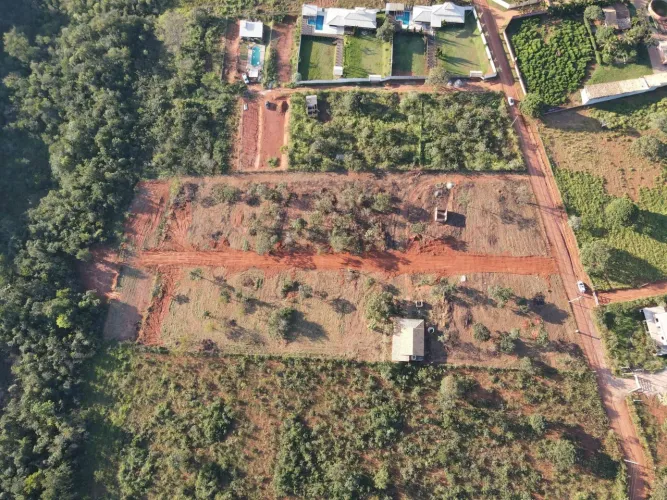 Terreno no portal serra azul mateus leme 