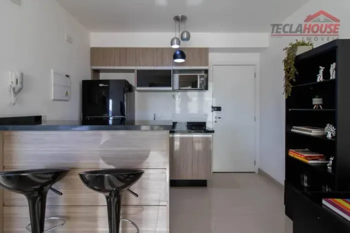 Apartamento com 1 dormitório para alugar, 38 m² por R$ 3.700/mês - Jardim Flor da Montanha