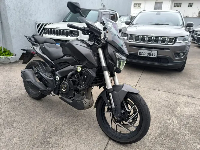 Dominar 400 