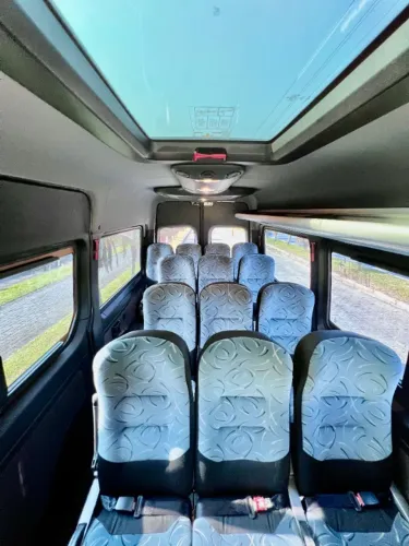 Bancada Bancos Sprinter Van total 18 lugares incluindo banco Motorista e Carona