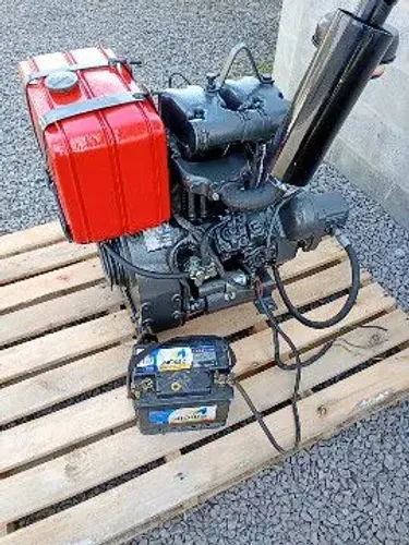 Motor Agrale M790 com bomba hidráulica 