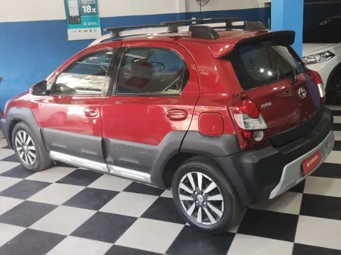 Toyota Etios Cross 1.5 Flex 16V 5P Mec. 2014