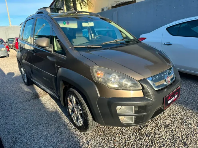 Fiat Idea Advent./ Adv.locker 1.8 MPI Flex 5P 2013