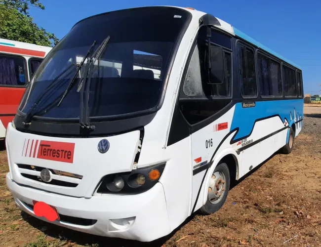 Onibus Mascarello 23 lugares poltronas reclináveis volksvagem 8.120 motor MWM série 10 .