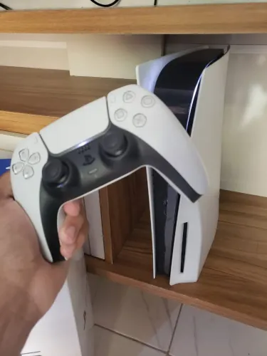 PS5 Novo 1TB Com leitor de CD +Jogos! Aceito cartão