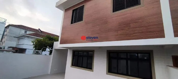 CASA COM PISCINA NA VILA BELMIRO - INCRÍVEL!