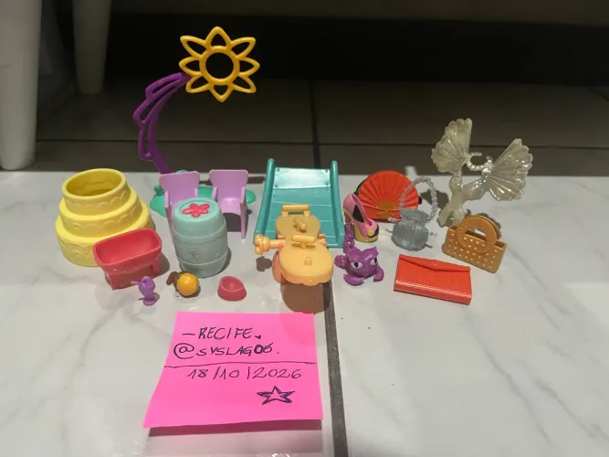 lote acessórios littlest pet shop LPS monster high G1 draculaura spectra jinafire