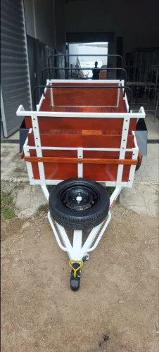 Reboques e carretinhas