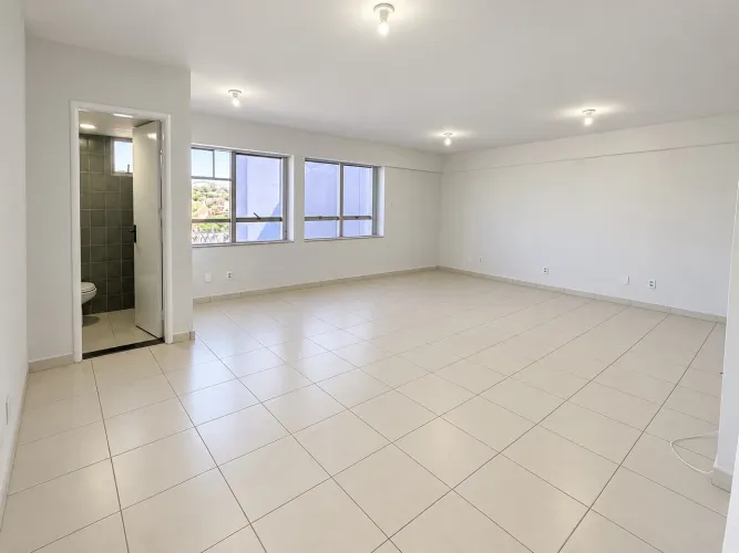 Sala comercial de 40 m² - Frente ao Fórum - Ed. Gold Center