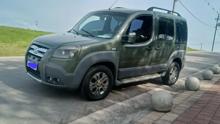 Fiat Doblo Adv/adv Tryon/locker 1.8 Flex 2013